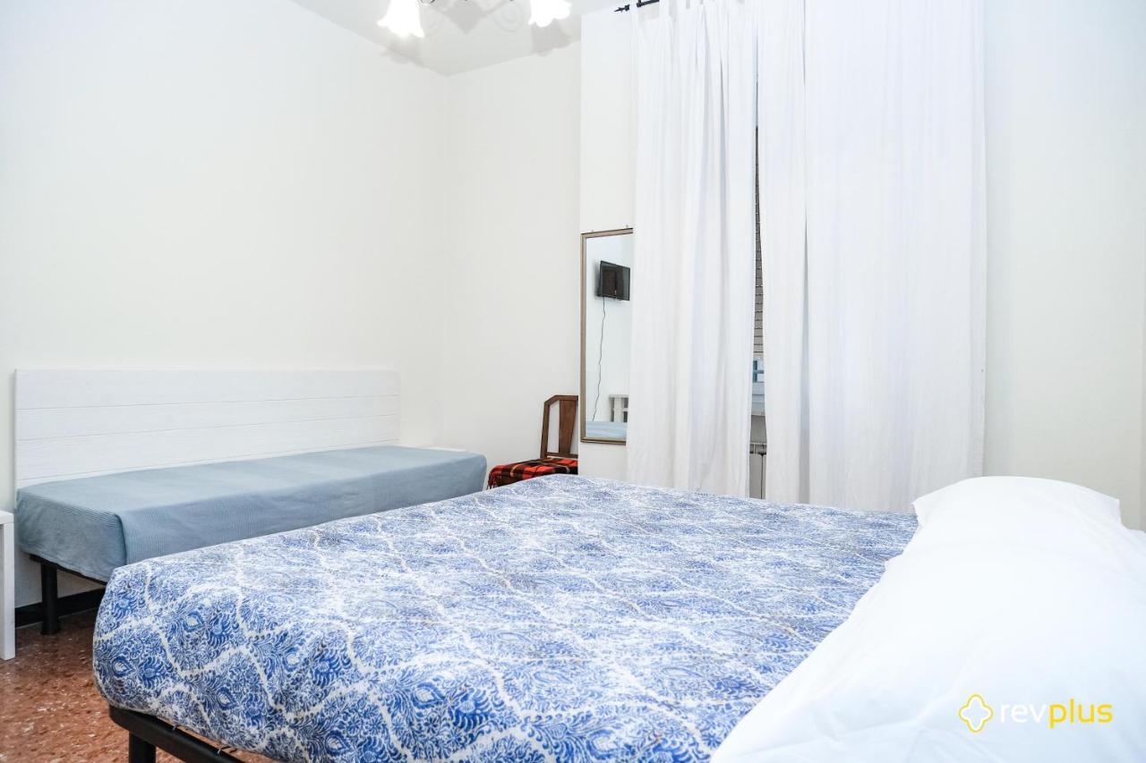 Lia Rooms 3 La Spezia Luaran gambar
